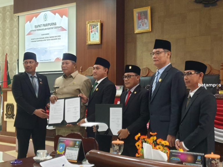 DPRD Anambas Ketok Palu, APBD 2025 Rp 1,040 Triliun, Pendapatan Ditarget Rp 882 M