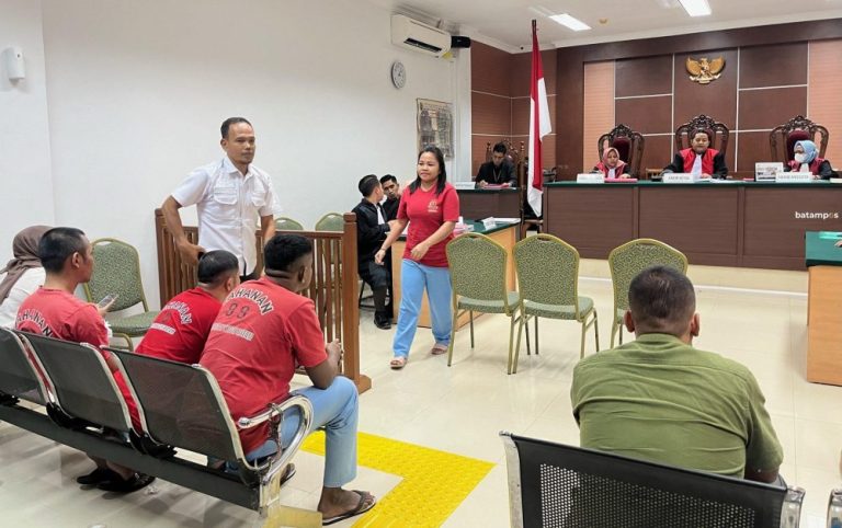 Hutang Rp 3 Juta Dibayar Sabu, Komariah Jadi Terdakwa