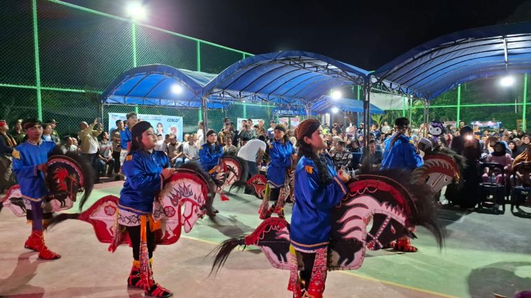 Kampanye di Kampung Sukadamai, Amsakar Disambut Kesenian Kuda Lumping