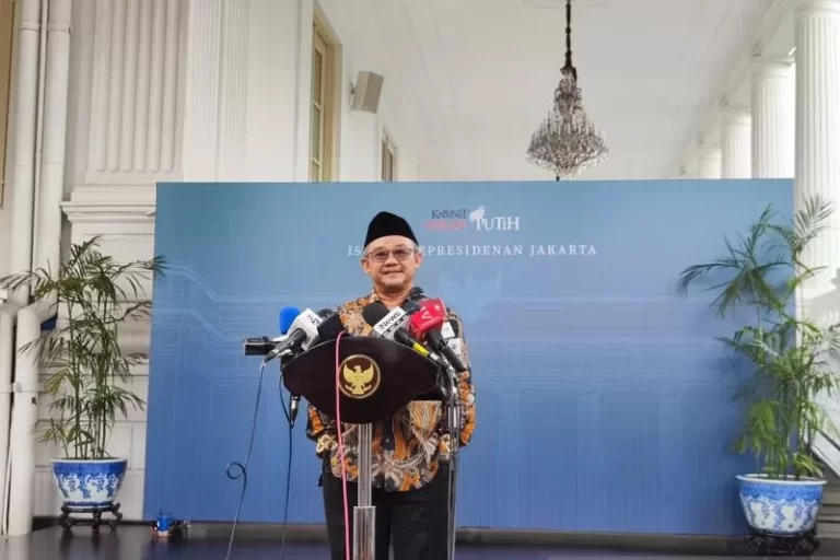 Prabowo Setujui Tambahan Rp 2 Juta untuk Guru Non-ASN dan 1 Kali Gaji Pokok untuk Guru ASN