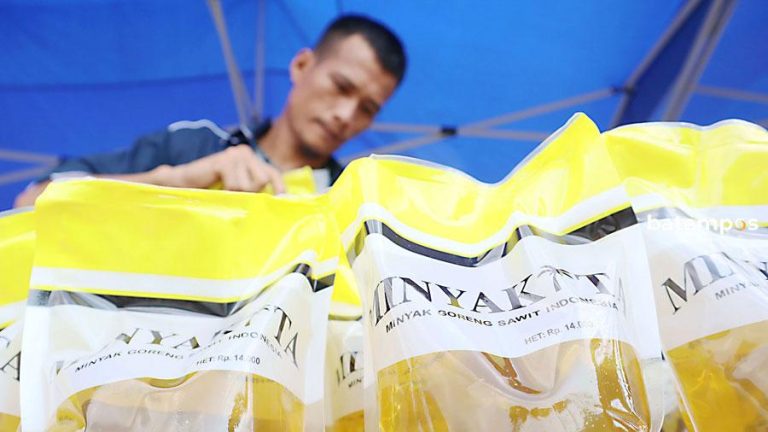 Harga MinyaKita Tembus Rp17.058