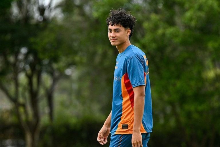 Baru Main 8 Menit, Rafael Struick Sukses Cetak Gol Perdana Bagi Brisbane Roar di Liga Australia