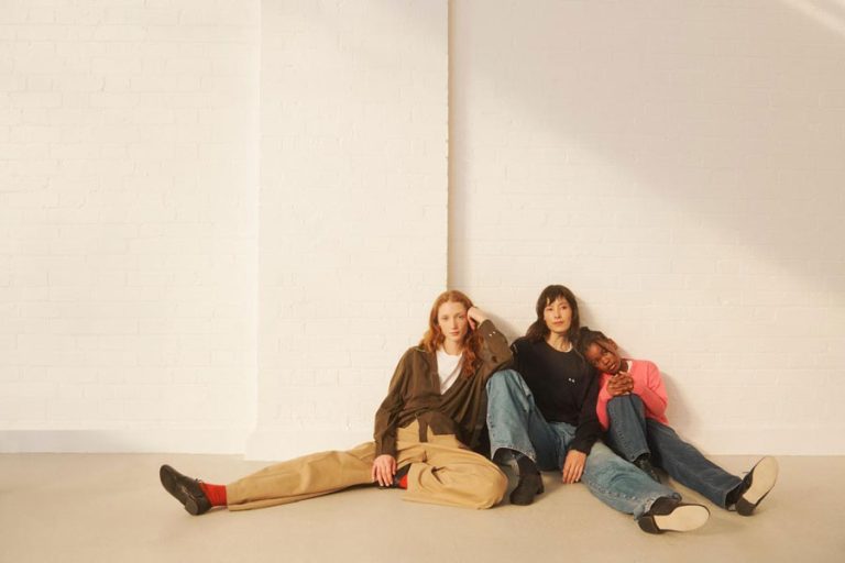 UNIQLO Gandeng Anya Hindmarch Hadirkan Koleksi Unik Bertema “An Eye for Curiosity” Pertama di Indonesia