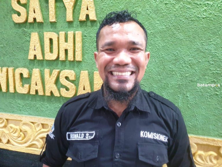 Empat Pasangan Remaja Keciduk Berbuat Asusila di Atas Kuburan