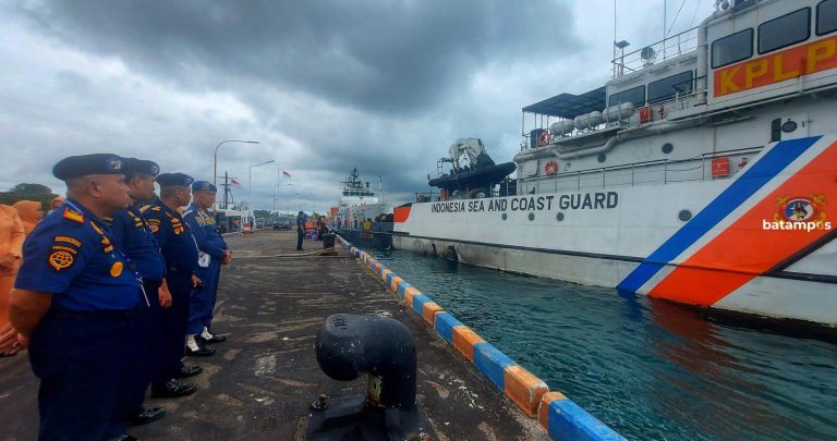 Awasi Pelayaran Angkutan Nataru, Pangkalan PLP Tanjung Uban Kerahkan 9 Kapal Negara