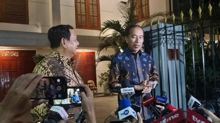 Bertemu Jokowi di Kertanegara, Prabowo Isyaratkan Ajak Gabung Gerindra