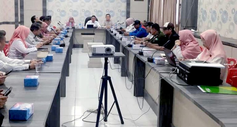 DK dan Serikat Pekerja Sepakat UMK Karimun Tahun 2025 Rp3.956.475