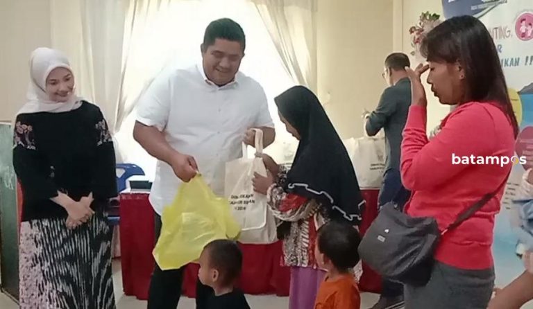 Ratusan Paket Gemarikan Dibagikan ke Keluarga Berisiko Stunting di Bintan