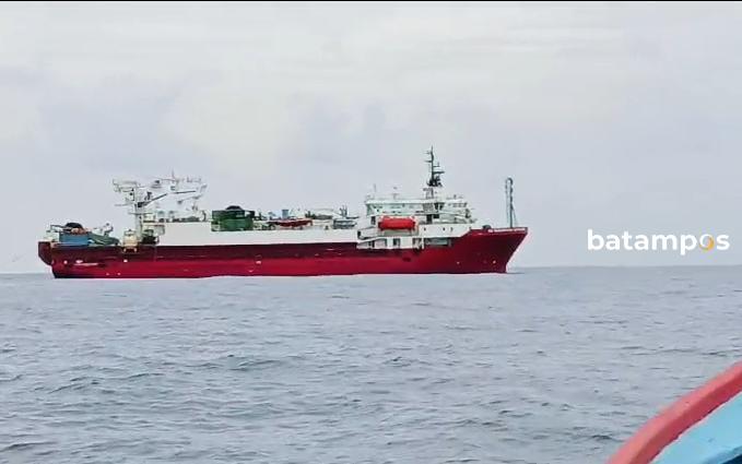 Nelayan Duga Kapal Pukat Trawl Beroperasi di Jemaja, PSDKP Jelaskan Itu Kapal Perbaiki Fiber Optic yang Putus