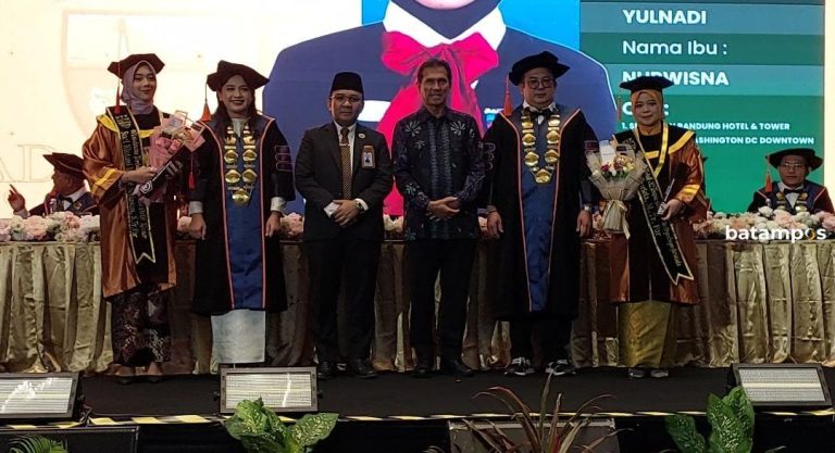 171 Mahasiswa Politeknik Pariwisata Batam Diwisuda, 8 Orang Sedang Bekerja di Luar Negeri