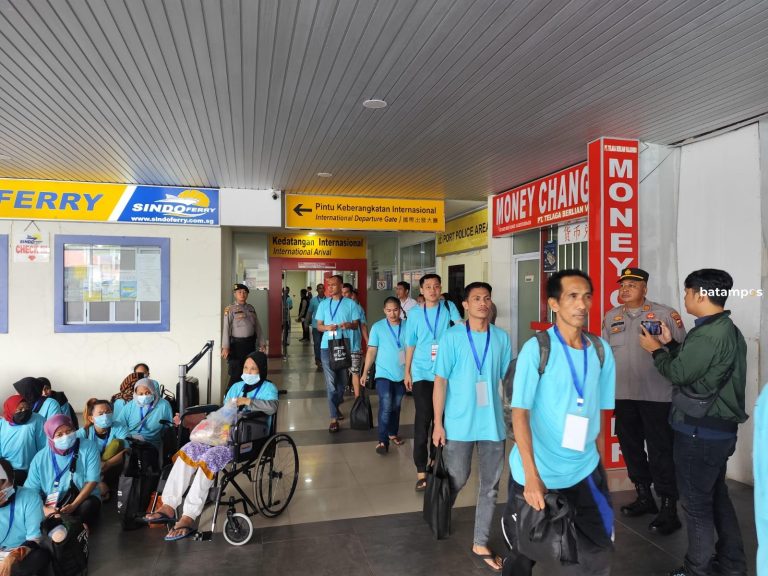 Ratusan PMI Ilegal yang Dideportasi Malaysia Tiba di Tanjungpinang, Ada 3 Anak-anak
