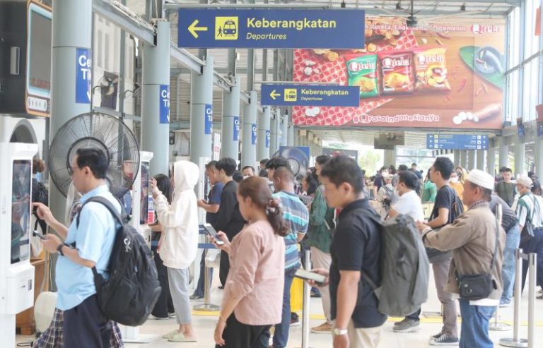 Kemenaker Keluarkan SE Libur Akhir Tahun