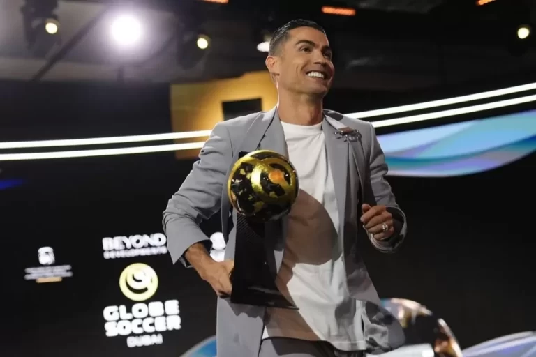 Raih Gelar Pemain Terbaik, Cristiano Ronaldo Sebut Liga Pro Saudi Lebih Baik dari Ligue 1