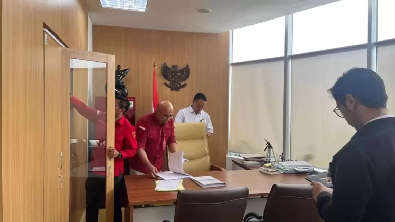 Kejati Temukan Uang Tunai Rp 1 Miliar Saat Penggeledahan Kasus Korupsi Dinas Kebudayaan Jakarta Senilai Rp 150 Miliar
