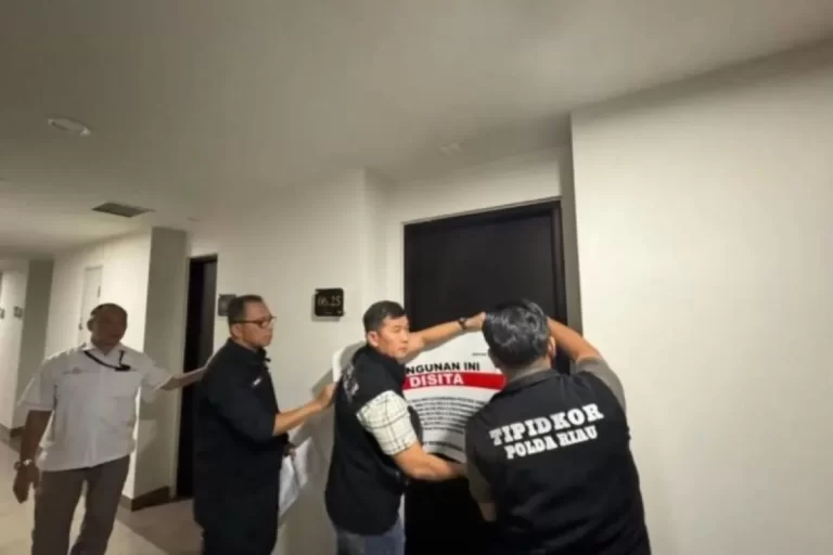 Polisi Sita Apartemen Mantan Penjabat Wali Kota Pekanbaru di Batam