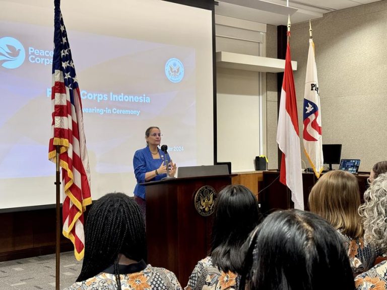 Baru Dilantik, 20 Relawan Peace Corps Bertugas di Indonesia