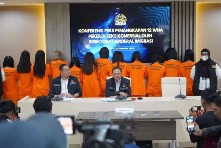 12 PSK Asal Vietnam Dideportasi dari Indonesia