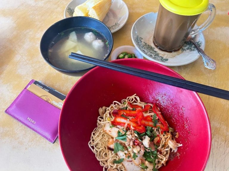 Empat Jenis Mie Pangsit Wajib Coba di Batam