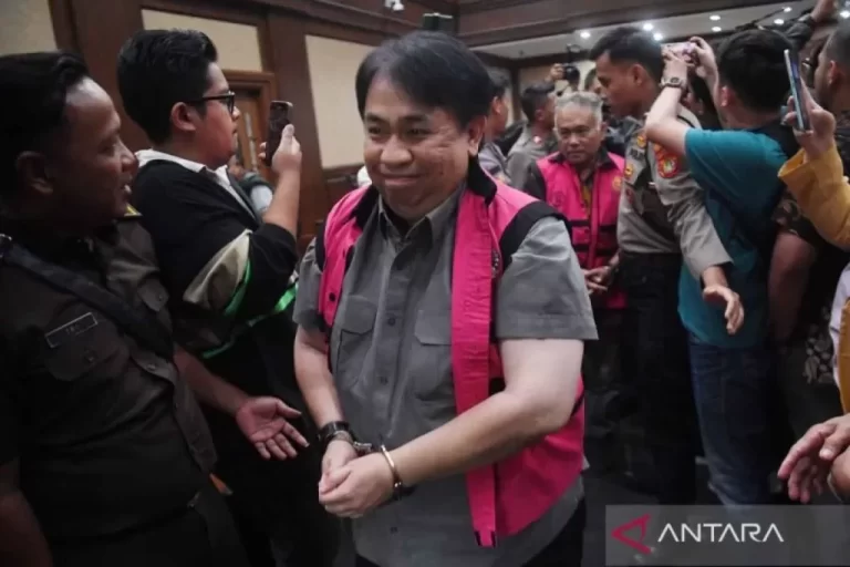 Eks Dirut PT Timah Riza Pahlevi Divonis 8 Tahun Penjara,  Klaim Tak Punya Niat Buruk