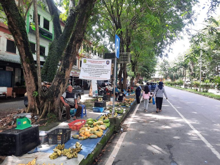 Satpol PP Bakal Tertibkan Lagi Pedagang Kaki Lima di Bintan Center
