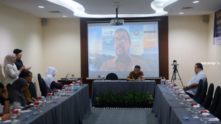Tim Peneliti Teliti Pengembangan Ekowisata Mangrove di Kepri