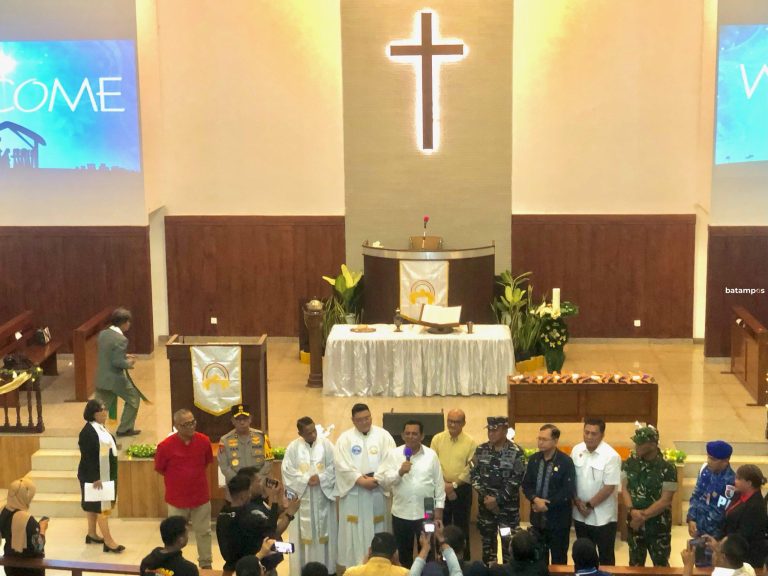 Gubernur dan Kapolda Kepri Tinjau Gereja, Jamin Keamanan Umat