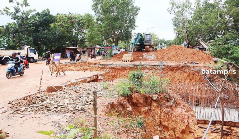 Jalan Amblas di Dang Merdu Hampir Selesai Diperbaiki