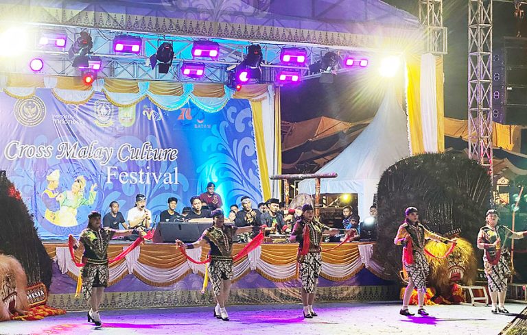 Cross Malay Culture Festival Digelar di Engku Putri