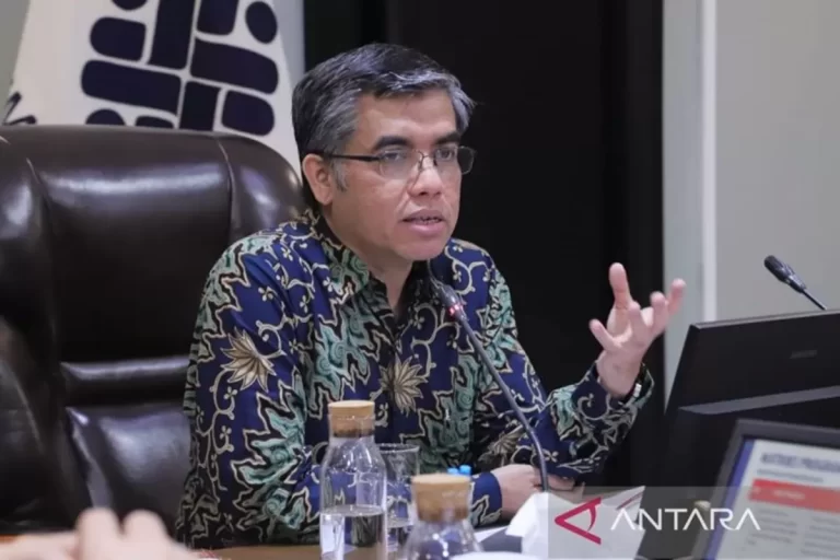 Batas Akhir Penetapan UMP Besok, Pemda Diminta juga Tetapkan UMP Sektoral di Atas UMP