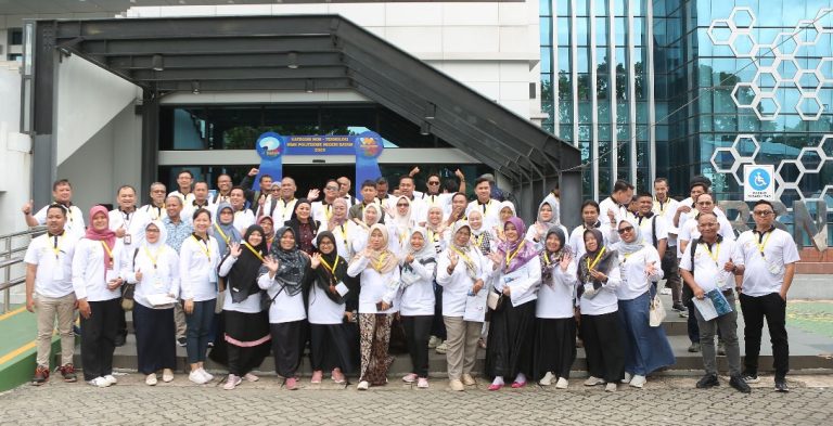 Demo Day Program WMK Polibatam