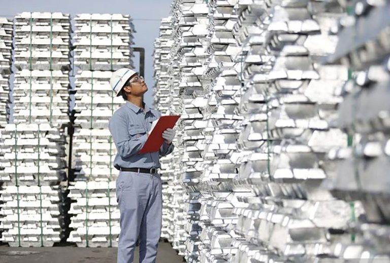 Kebutuhan Aluminium  1 Juta Ton per Tahun