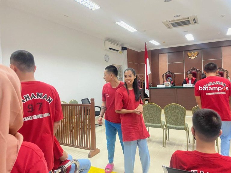 Pasangan Kekasih Tipu Korban Lewat Aplikasi Kencan Online