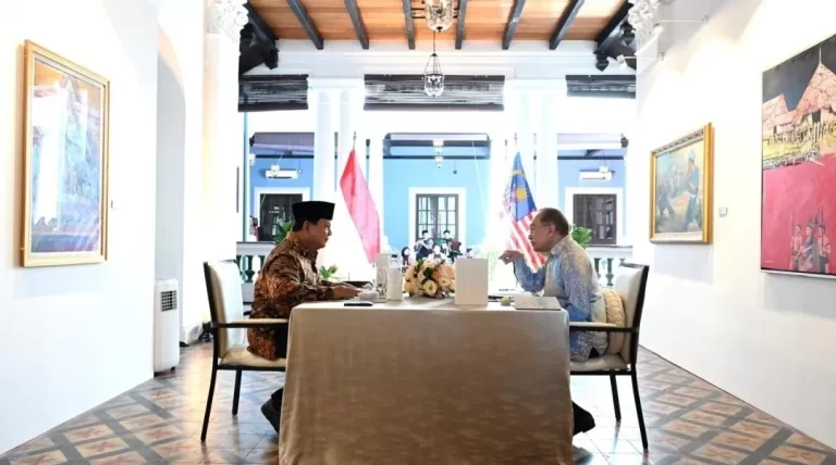 Presiden Prabowo Bertemu PM Malaysia Anwar Ibrahim di Rumah Tangsi, Ini yang Dibahas