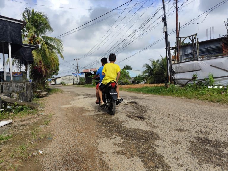 Ruas Jalan di Tanjungpinang Banyak yang Rusak