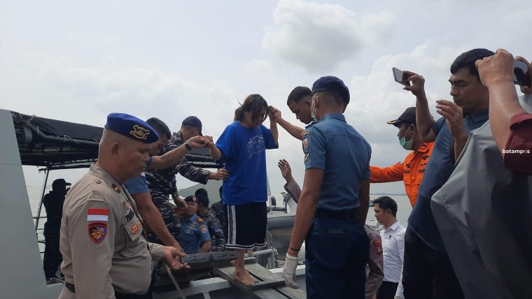 Speedboat Bawa PMI Non Prosedural Tenggelam, 6 Selamat, Tiga Orang Hilang