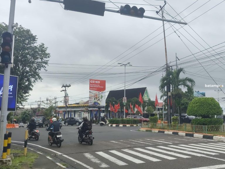 Akibat Cuaca Ekstrem, Sejumlah Titik Lampu Merah di Tanjungpinang Mati