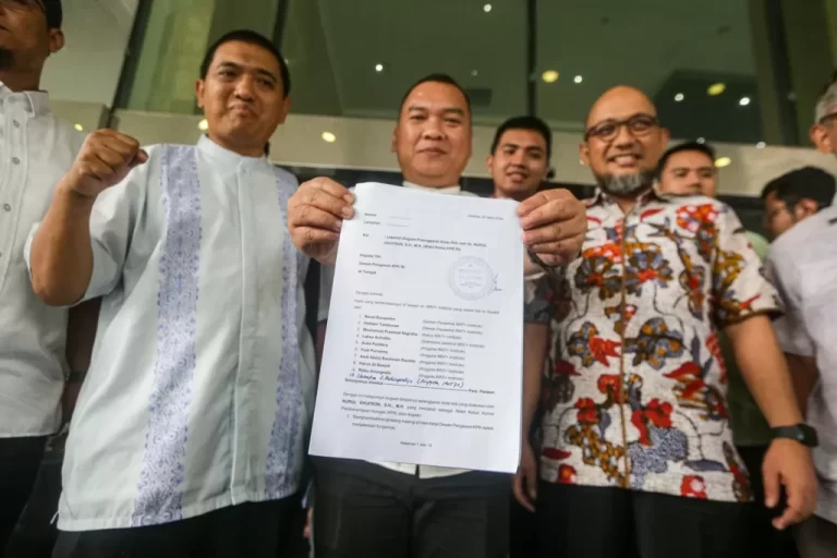 Paulus Tannos Disebut Bisa Dijerat Pasal Berlapis karena Ubah Status Kewarganegaraan