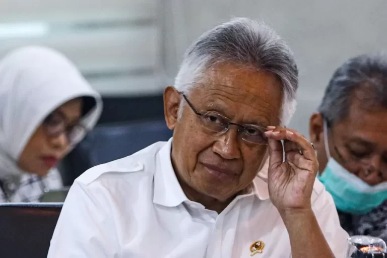 Diduga Menampar dan Pecat Pegawai Semena-mena, Mendikti Saintek Satryo Soemantri Punya Harta Rp 46 Miliar