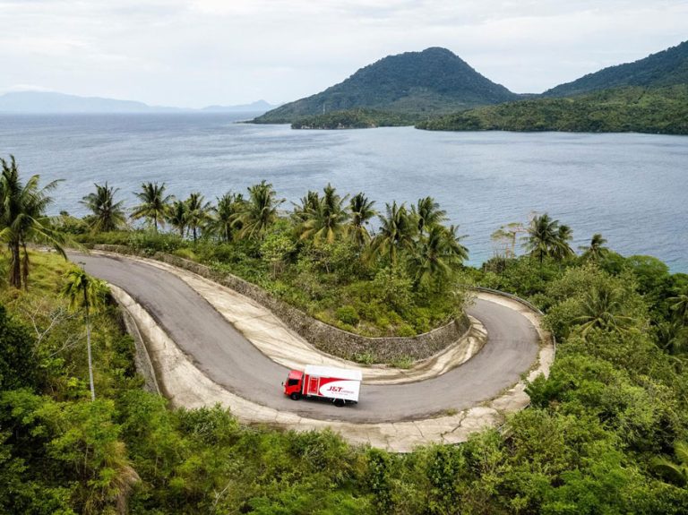 Volume Paket J&T Express Tumbuh 32,5% di Kuartal Akhir 2024, Asia Tenggara Meningkat Lebih Dari 60%