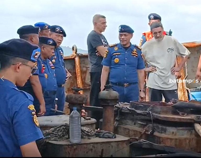 Kapal Ikan Asing Tanpa Dokumen Diamankan di Perairan Tanjungberakit