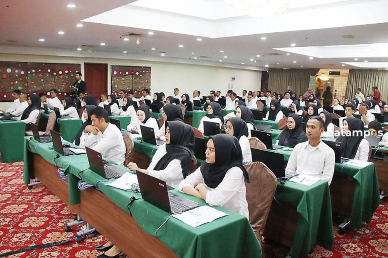 Gagal Lolos Seleksi Guru PPPK di Batam: Tuntut Prioritas, Pemko Tunggu Kebijakan Pusat