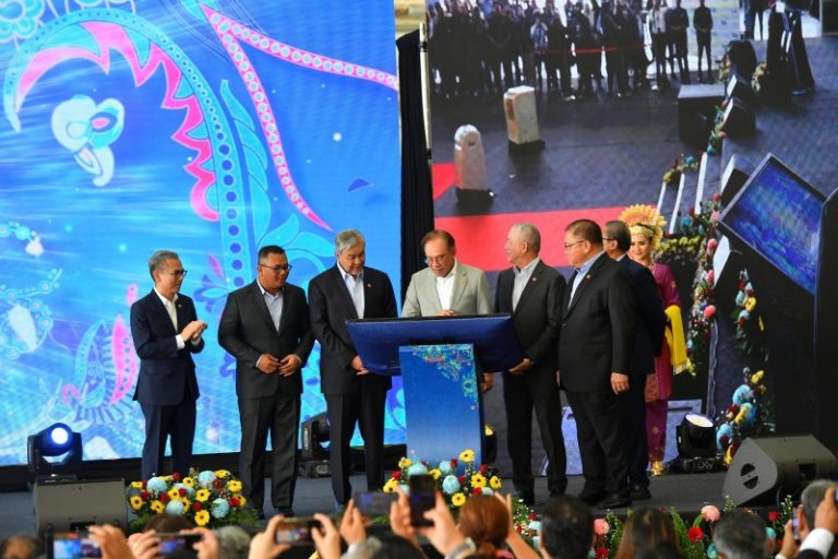 Visit Malaysia Kembali Digelar, Targetkan 35,6 Juta Wisman pada Tahun 2026