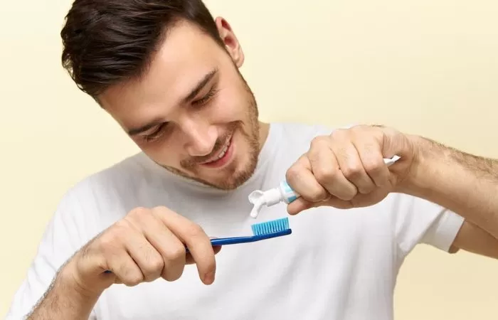 Beri Jeda Waktu Minimal 30 Menit Setelah Makan Sebelum Menyikat Gigi, Ini Kata Ahli