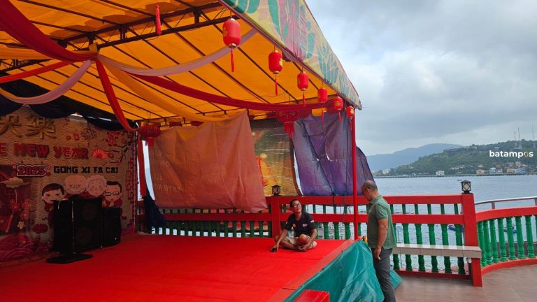 Mulai Bersolek Sambut Imlek, Vihara Gunung Dewa Siantan Berbenah Untuk Kenyamanan Umat Dalam Beribadah