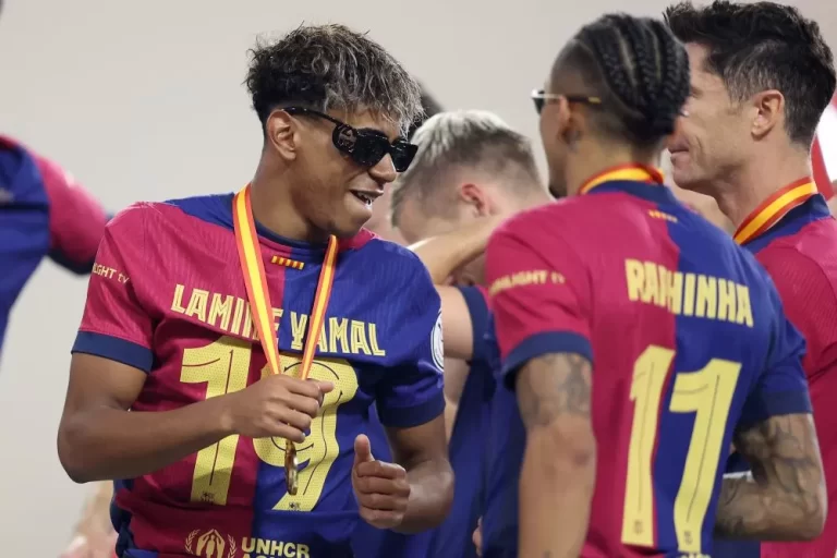 Barcelona Bantai Real Madrid 5-2 di Final Piala Super Spanyol