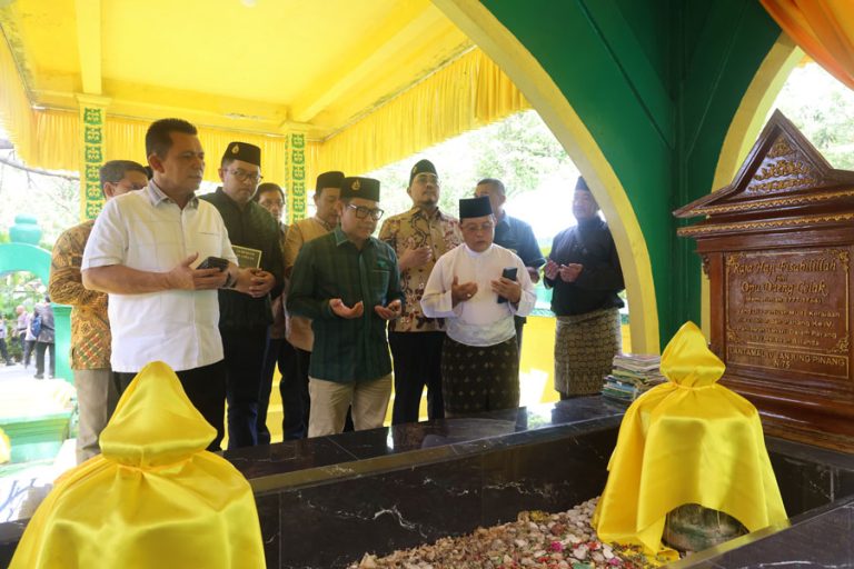 Dari Kunjungan Cak Imin ke Pulau Penyengat