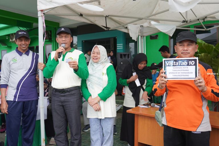 Jalan Sehat Lintas Agama HAB 79 Berjalan Lancar, Ratusan Doorprize Dibagikan