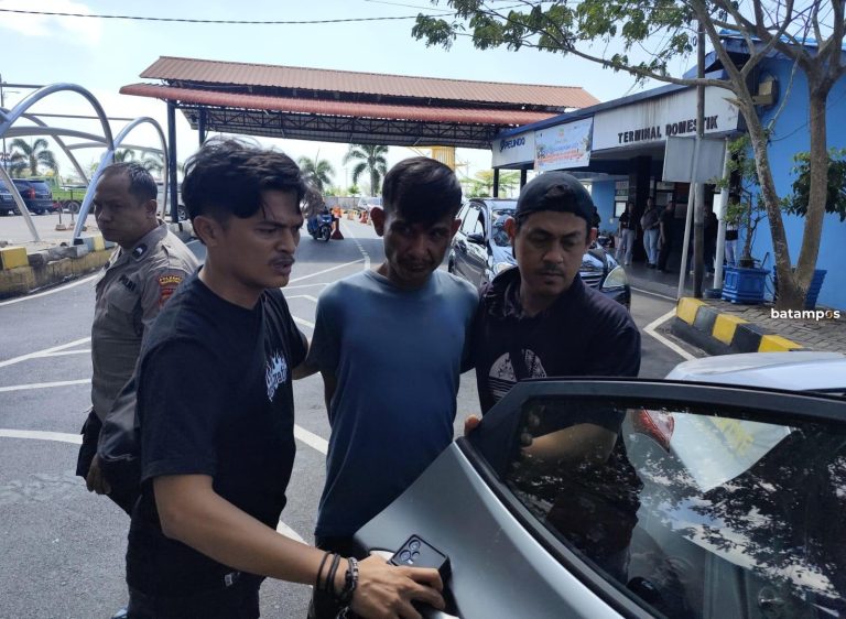 Polisi Ringkus Pembobol Rumah Tetangga yang Kabur ke Batam