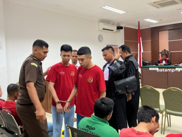 Penjual Obat Keras Mirip Narkoba Divonis 1 Tahun