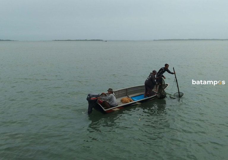 Polisi Imbau Nelayan dan Warga Pulau Waspadai Cuaca Ekstrem dan Banjir Rob